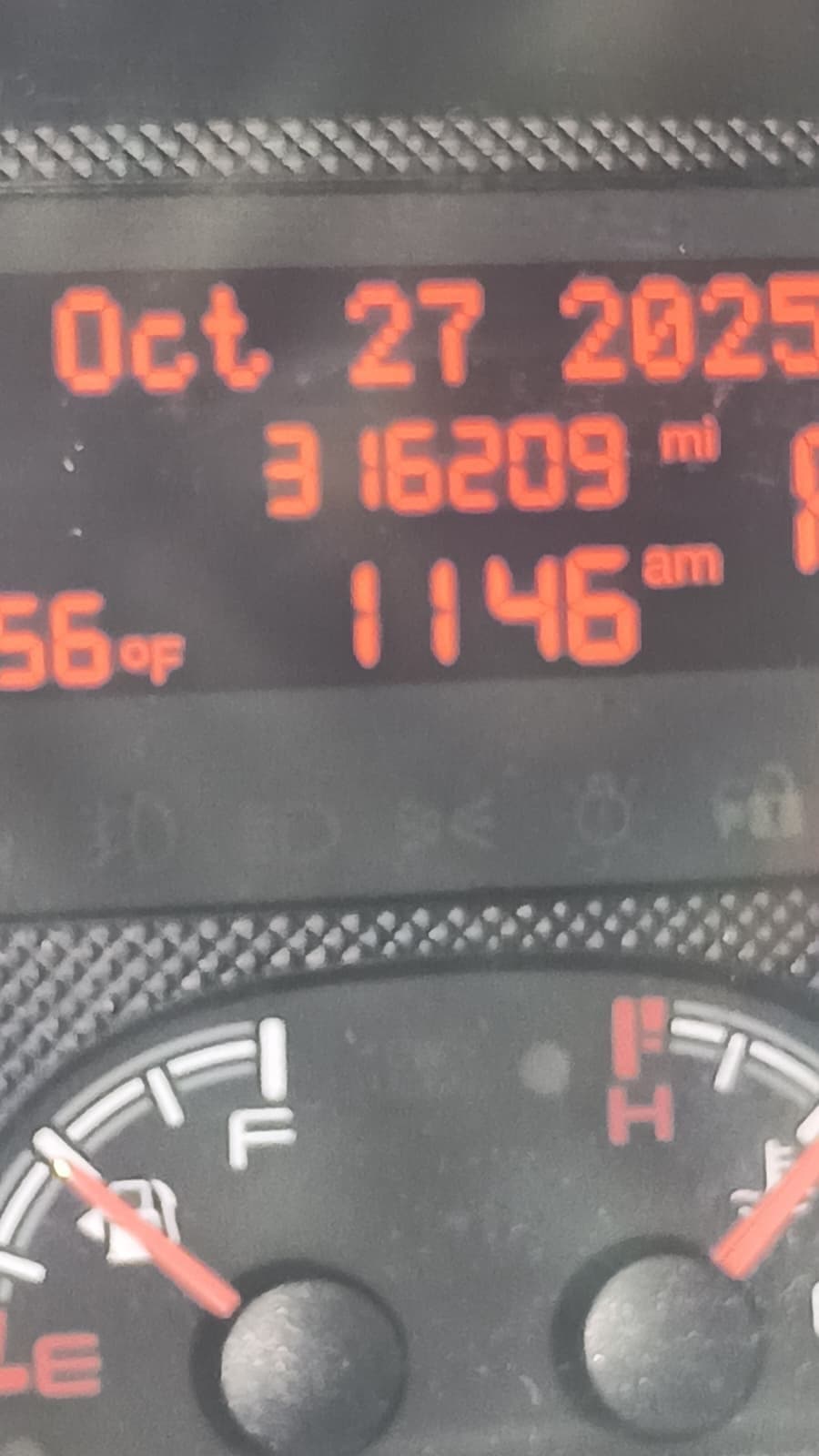 Modern vehicle dashboard display during diagnostic service